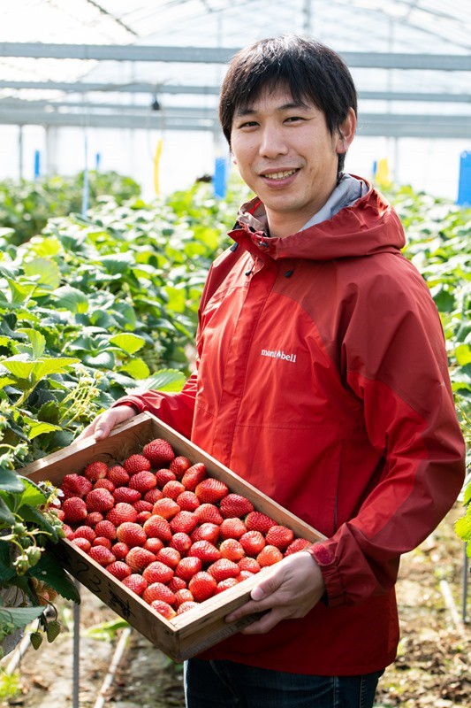 オーナー岩品孝則といちご